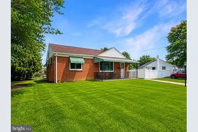 108 Stevenson Avenue, Beverly, NJ 08010 - Photo 3
