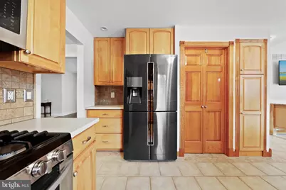 4 Castle Court, Bordentown, NJ 08620 - Photo 17