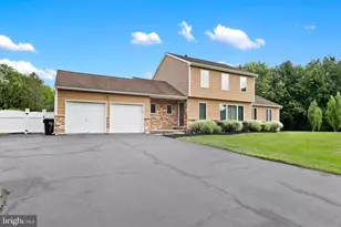 4 Castle Ct, Bordentown, NJ 08620 - Photo 45