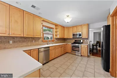 4 Castle Court, Bordentown, NJ 08620 - Photo 15