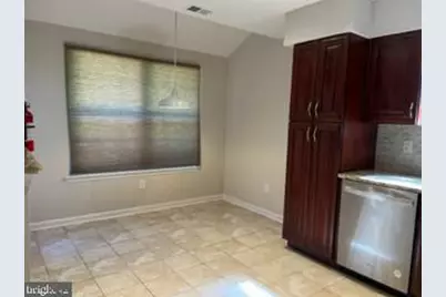 132 Kettlebrook Drive, Mount Laurel, NJ 08054 - Photo 5