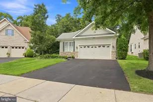 166 Glengarry Ln, Hainesport, NJ 08036 - Photo 3