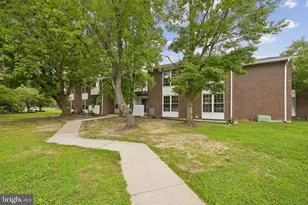 275 Green St, Edgewater Park, NJ 08010 - Photo 17