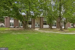 275 Green St, Edgewater Park, NJ 08010 - Photo 1