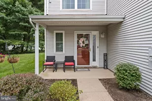 250 Birch Hollow Dr, Bordentown, NJ 08505 - Photo 3