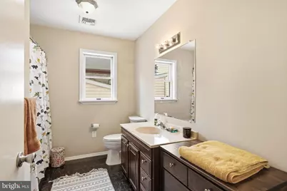 353 Farnsworth Avenue, Bordentown, NJ 08505 - Photo 27