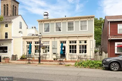 353 Farnsworth Avenue, Bordentown, NJ 08505 - Photo 1