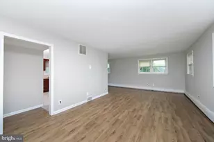 37 Woodbine Ave, Maple Shade, NJ 08052 - Photo 7