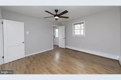 37 Woodbine Avenue, Maple Shade, NJ 08052 - Photo 9