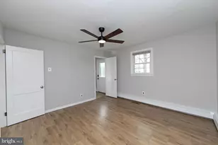37 Woodbine Ave, Maple Shade, NJ 08052 - Photo 9