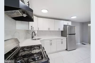 216 Garden Street, Mount Holly, NJ 08060 - Photo 3