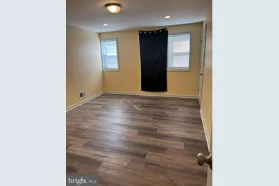 401 Lawrence Street, Burlington, NJ 08016 - Photo 13