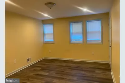401 Lawrence Street, Burlington, NJ 08016 - Photo 9