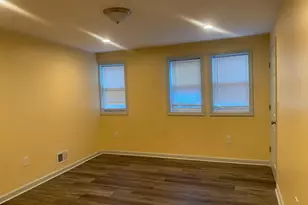 401 Lawrence St, Burlington, NJ 08016 - Photo 9