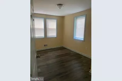 401 Lawrence Street, Burlington, NJ 08016 - Photo 11