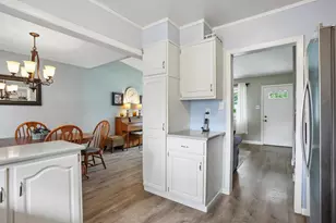 85 W Woodcrest Ave, Maple Shade, NJ 08052 - Photo 9