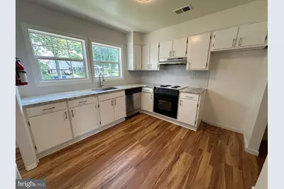 26 Newport Lane, Willingboro, NJ 08046 - Photo 5