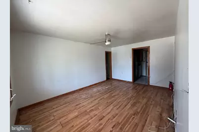 27 Langdon Road, Burlington, NJ 08016 - Photo 5