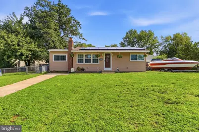 653 Windsor Avenue, Maple Shade, NJ 08052 - Photo 1