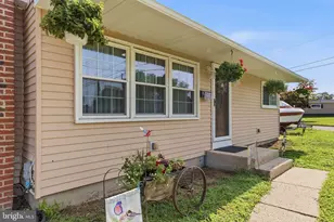 653 Windsor Ave, Maple Shade, NJ 08052 - Photo 3