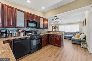 653 Windsor Ave, Maple Shade, NJ 08052 - Photo 9