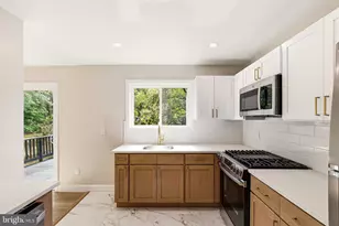 300 New Hampshire Rd, Browns Mills, NJ 08015 - Photo 13