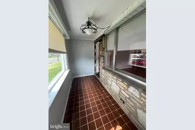 12 Collins Lane, Maple Shade, NJ 08052 - Photo 5