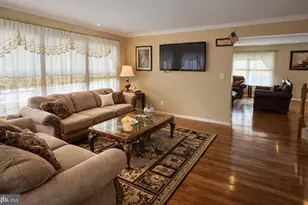 12 Durham Dr, Mansfield Township, NJ 08022 - Photo 5