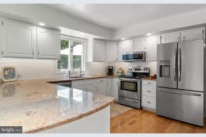 18 Spruce Drive, Medford, NJ 08055 - Photo 9