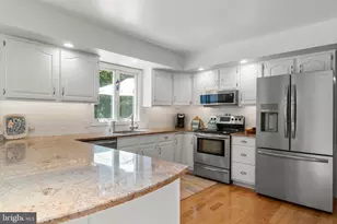 18 Spruce Dr, Medford, NJ 08055 - Photo 9