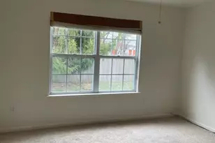 28 Palmer Square, Beverly, NJ 08010 - Photo 7