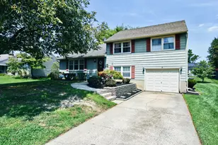 210 Bentwood Dr, Delran, NJ 08075 - Photo 1