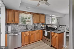14 Lawrence Ln, Westampton, NJ 08060 - Photo 9