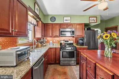 106 W 5th Street, Palmyra, NJ 08065 - Photo 9