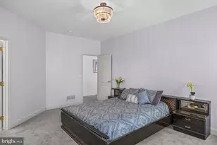 33 Hibiscus Dr, Marlton, NJ 08053 - Photo 17