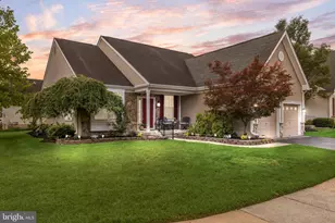 33 Hibiscus Dr, Marlton, NJ 08053 - Photo 1
