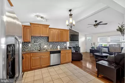 525 N Coles Avenue, Maple Shade, NJ 08052 - Photo 11