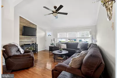 525 N Coles Avenue, Maple Shade, NJ 08052 - Photo 5