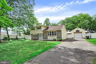 201 Dolores Dr, Cinnaminson, NJ 08077 - Photo 1