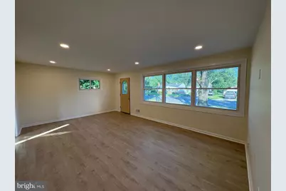 27 Yorktown Road, Bordentown, NJ 08505 - Photo 5