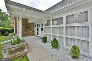 8 Windover Ln, Willingboro, NJ 08046 - Photo 5