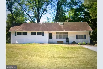 683 Walton Avenue, Mount Laurel, NJ 08054 - Photo 1
