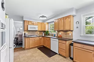 2212 Chestnut Hill Dr, Cinnaminson, NJ 08077 - Photo 7