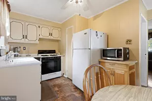 719 Delaware Ave, Riverside, NJ 08075 - Photo 5