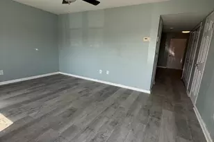 8 Radford Pl, Willingboro, NJ 08046 - Photo 5
