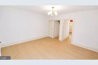 402 Lawrence Street, Burlington, NJ 08016 - Photo 11