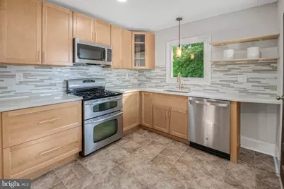 6 Butts Avenue, Bordentown, NJ 08505 - Photo 9