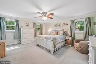 843 Lafayette Dr, Mount Laurel, NJ 08054 - Photo 27