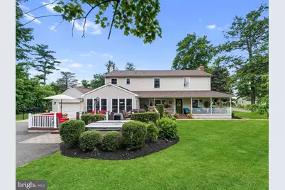 425 Delaware Avenue, Delanco, NJ 08075 - Photo 1