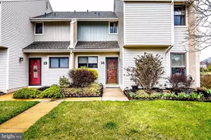14 Tulip Ct, Mount Laurel, NJ 08054 - Photo 1